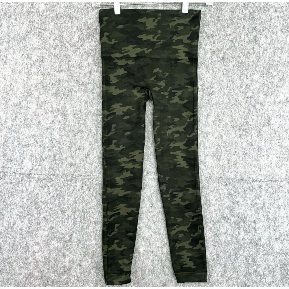 SPANX Leggings Women's Medium Seamless Green Camo 4 Way Stretch Tummy Smoothing